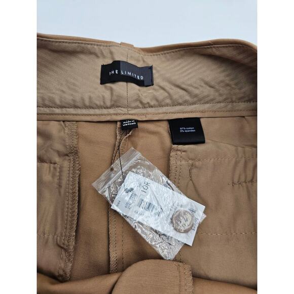 The Limited Women's Size 10R Khaki Chino Shorts NWT - Picture 2 of 7